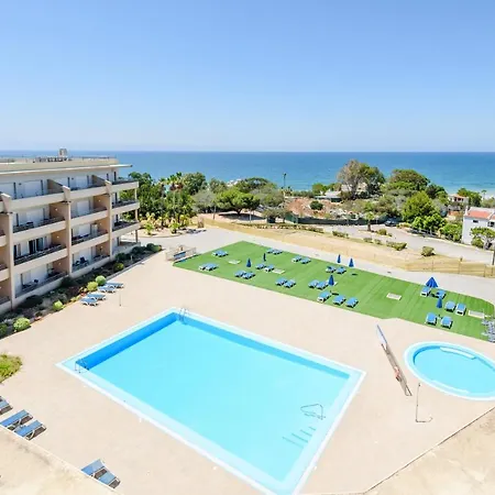 Inviting 1-Bed Beach Apartment In Albufeira Apartment Albufeira